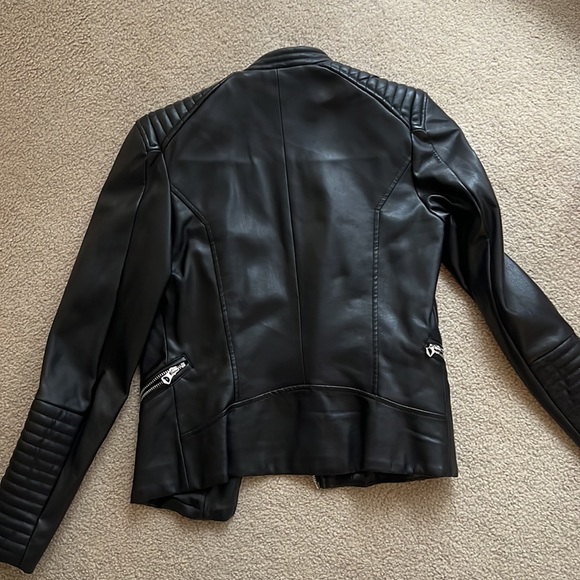 H&M leather jacket (polyester) - Picture 3 of 6